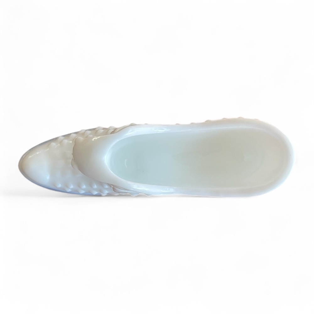 Vtg Fenton Milk Glass Cat Head Shoe Hobnail Victorian Slipper Shabby Chic Decor - Picture 4 of 7